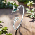 AYANA – Eleganter verstellbarer Kolibri-Ring mit funkelndem Strassdiamant