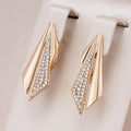 Elegante Ohrringe mit Zirkonium in Gold