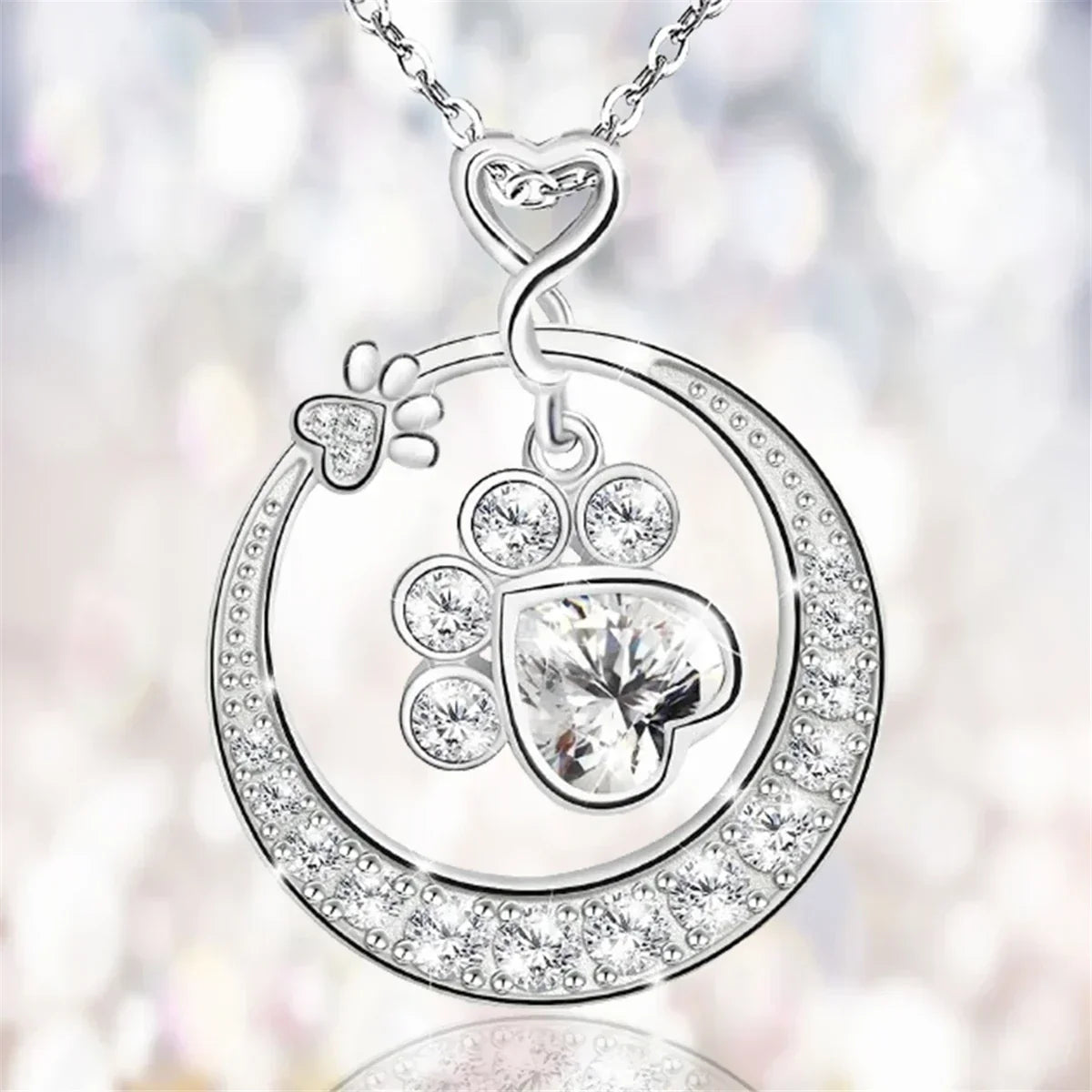 MALIA – Elegante Pfoten-Halskette aus 925er Sterlingsilber mit funkelnden Zirkonia für stilvolle Akzente