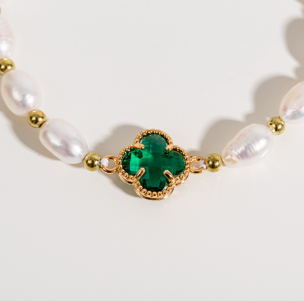 Smaragd Kleeblatt Perlenarmband