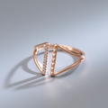 Luxuriöser offener Zirkonia-Ring